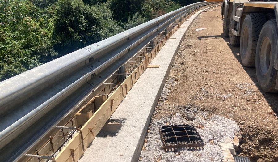 Interventi per l’accessibilità della località Castello mediante messa in sicurezza del versante sovrastante — foto 7
