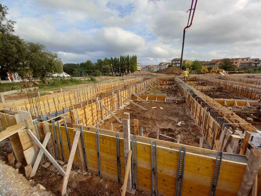 Ristrutturazione, potenziamento, messa in sicurezza ed efficientamento energetico del Palazzetto dello Sport, con ampliamento del parco fitness esterno e realizzazione di una tensostruttura polivalente — foto 3